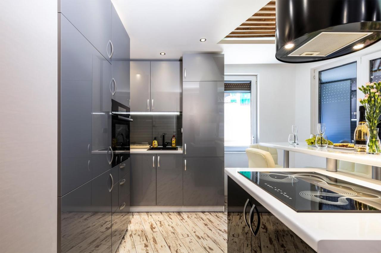 Modern 1Bd Flat With A Parking Near The City Centre By Flat Mаnager Plovdiv Esterno foto